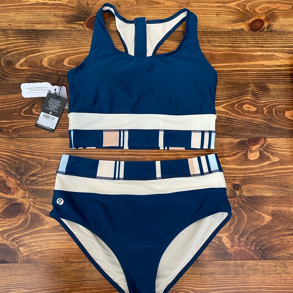 Women’s Nani swimsuit, size large